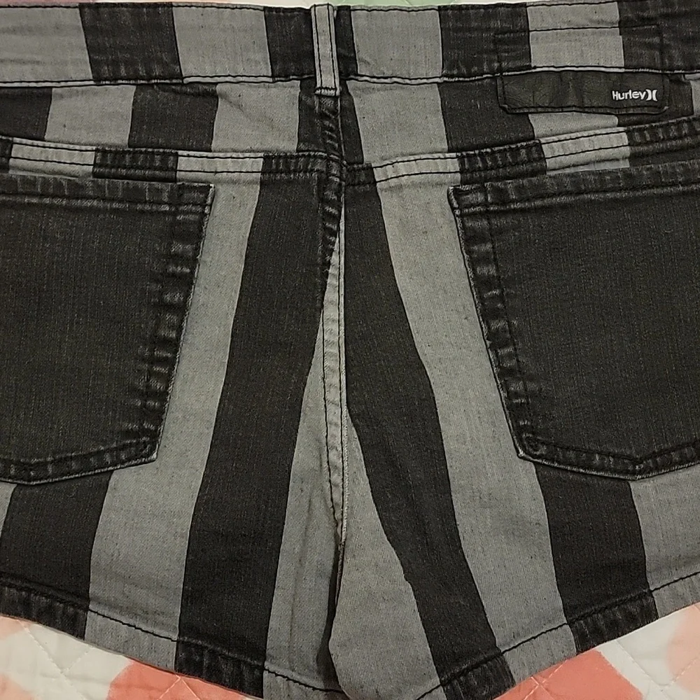Bundle 2 Pairs Hurley Denim Striped Shorts - Picture 4 of 7